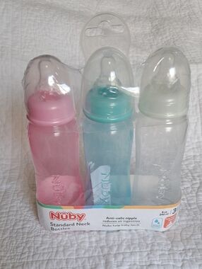 Nuby Standard Neck Baby Bottles Anti-Colic 3+ Months 8Oz